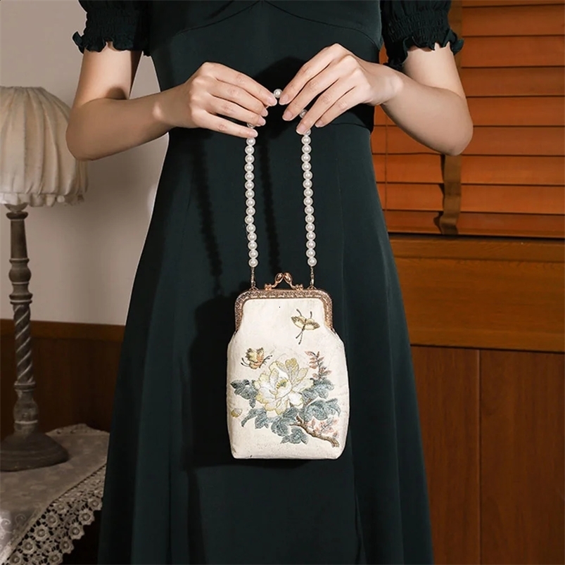 Retro Chinese Style Embroidered Handbag Clip Clutch Dinner Party Purse Pearl Chains Metal Lock Beaded Evening Shoulder Bag Sac 240909