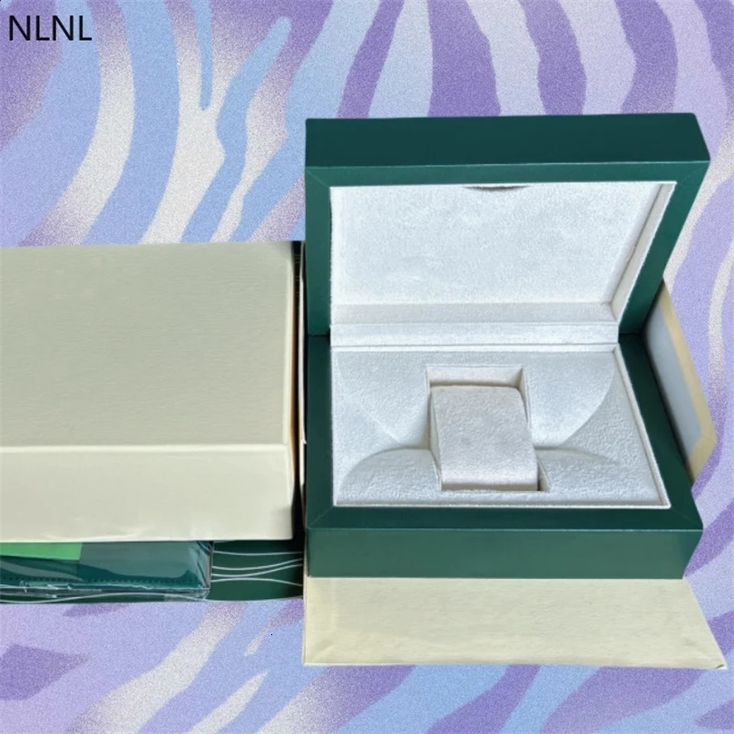 Customized full set of green free watch box ious and elegant leather wooden packaging storage with ultrafine fiber pillow display screen 240812