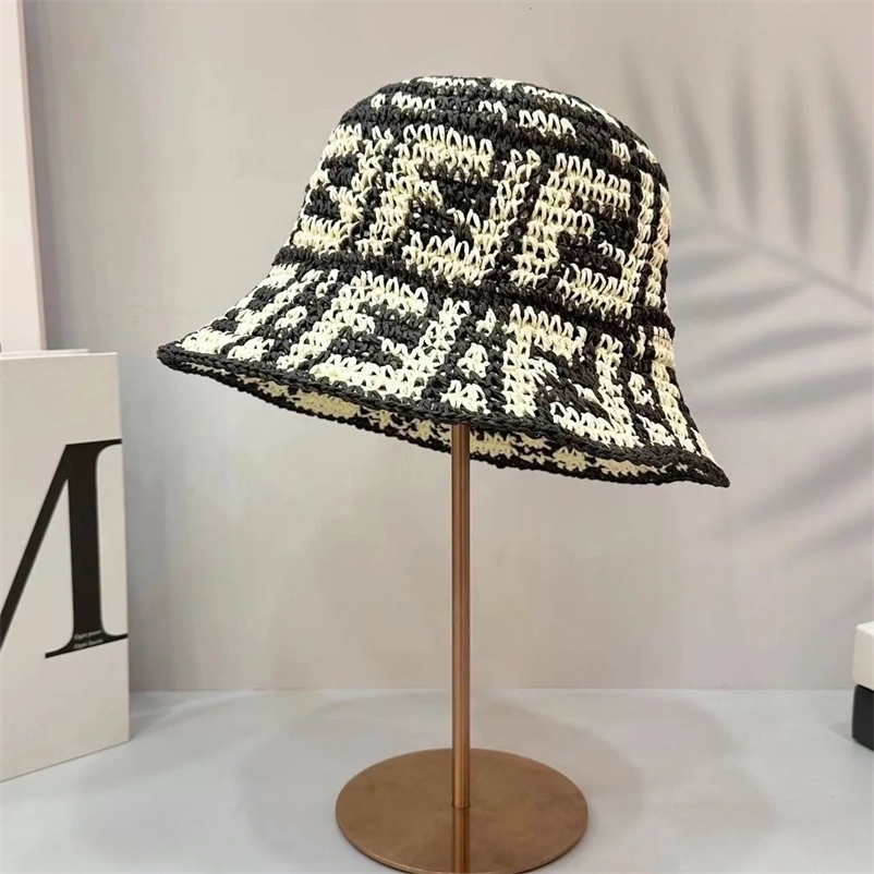 Summer Straw Sun Hats for Women Showing Face Small Bucket Hat Large Brim Sunshade and Sunscreen Seaside Beach Cap 240603bj