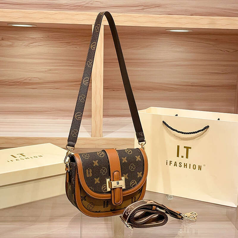 Saddle for Women 2025 New Style Old Flower Color Block Texture Versatile High-end Women's Shoulder Crossbody Small Bag