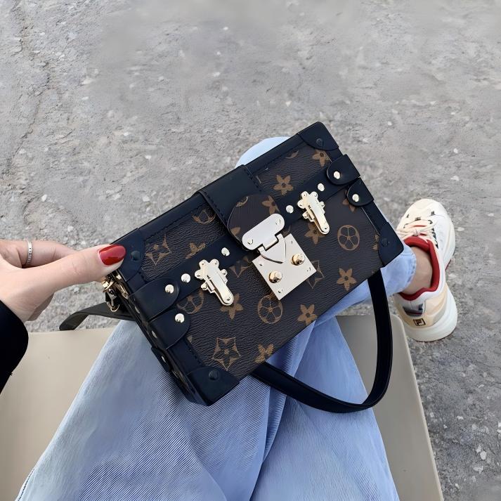 Designer bag free shipping Vintage printed women's box bag new light luxury small square bag single shoulder cross body bag
