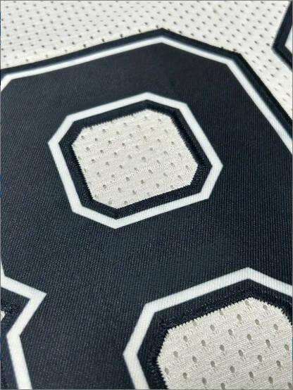 11 Micah Parsons Comfy V-Neck Jersey White Thanksgiving Mesh Embroidery for Training and Competition Breathable Moisture-Wicking American Football Shi