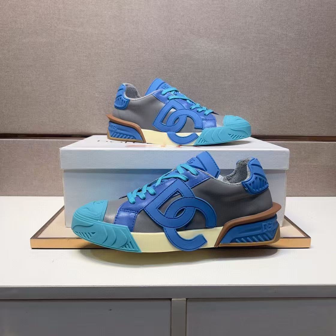 New Dress Shoes Men Sports Leather Casual Shoes Low-Top Lace-Up Non-Slip Comfortable Sneakers Young Men Versatile and Stylish Brand D Snealers 38-44