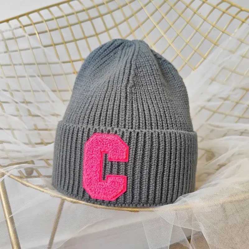 Fashion Unisex Autumn Winter Knitted Hat Big C Letter Simple Beanie Cap Korean Version Skullies Beanies Soft Hip Hop Casual Bonnet Caps D250923
