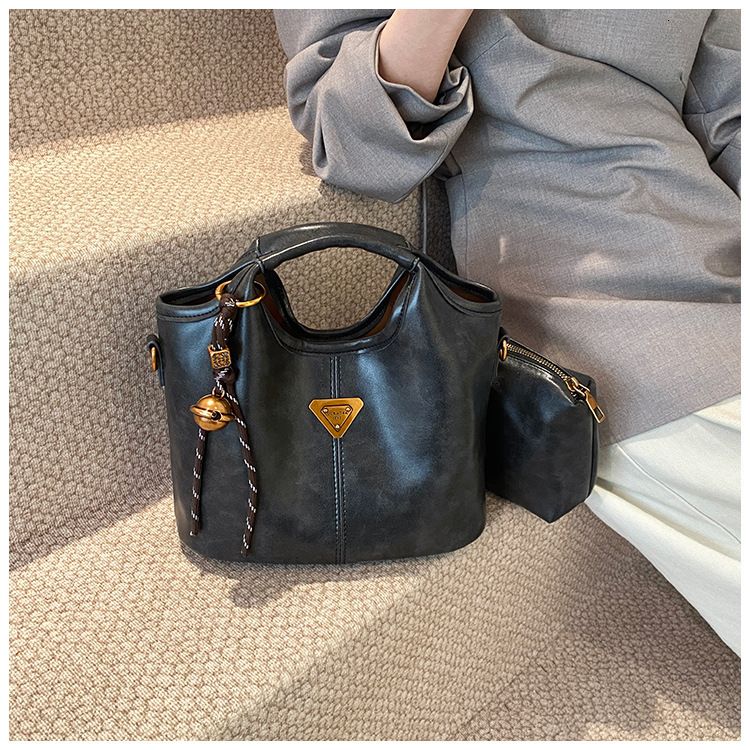 Designer Shoulder Purse Crossbody Tote Sena Flowing Lightweight Women's Vintage Commuter Bag
