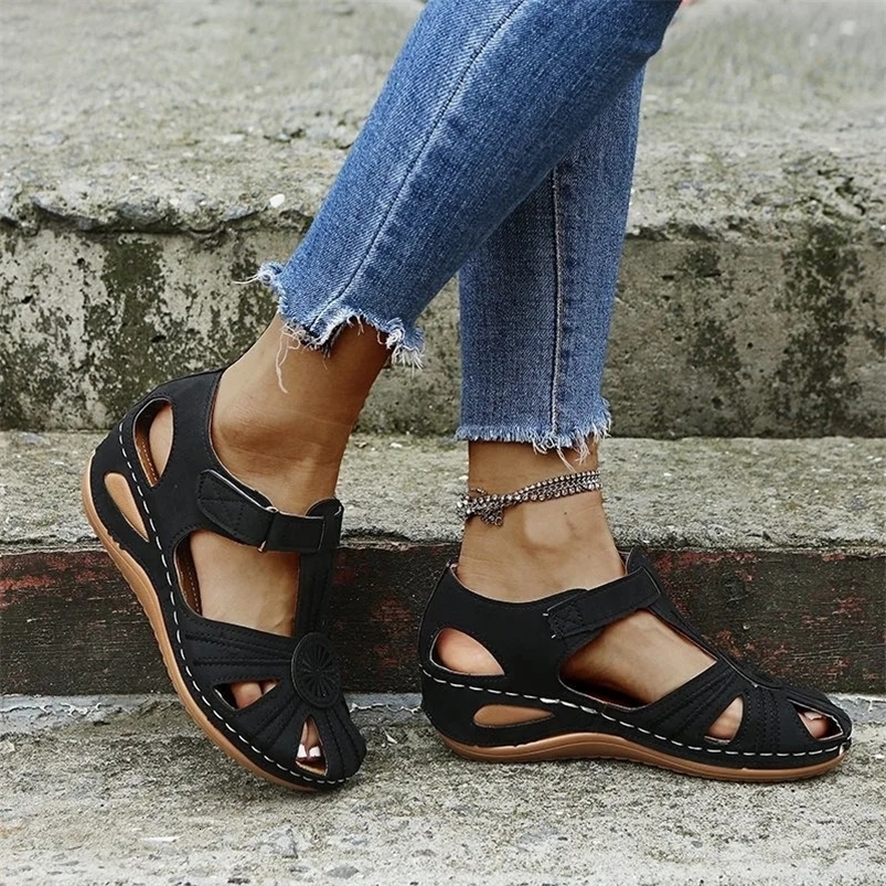 Womens Wedge Roman Sandals Hollow Retro Leather Thick Sole Anti-Slip Sandals Fashion Round Toe Sandals for Women Large Size 240528