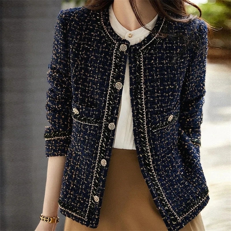 Autumn Winter Tweed Jacket Women High Quality plaid Long Sleeve Round Neck Short Ladies Woolen Coat Outwear Tops 240822