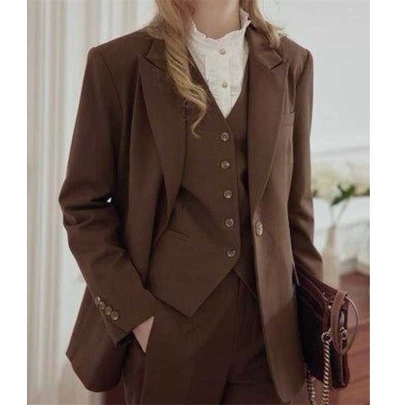 Smart in Brown Winter Suits for Women 3 Pieces Jacket Vest Pants Female Clothing Formal Office Banquet Ladys Blazers Sets 250923