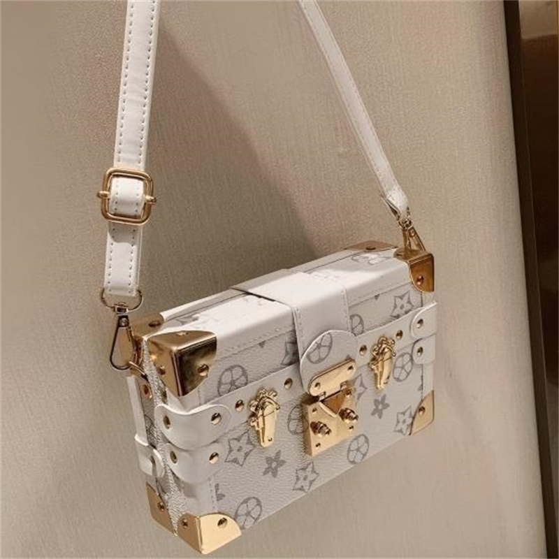 Designer bag free shipping Vintage printed women's box bag new light luxury small square bag single shoulder cross body bag