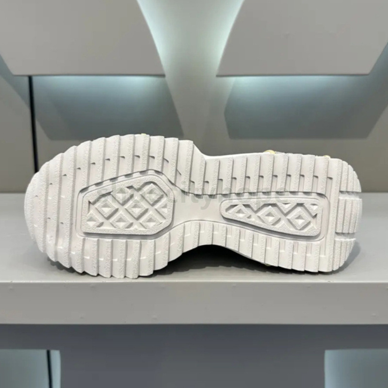 Designer Shoes Casual vintage sneakers Breathable mens trainers comfort Durable Non-slip soft soles chunky sneaker Size 39-44