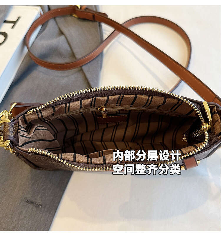Best Seller Designer Bag Free Shipping The New Women's Is Versatile Fashionable Single-Shoulder Cssbody A Casual And Ret Chain Small Square 2025 