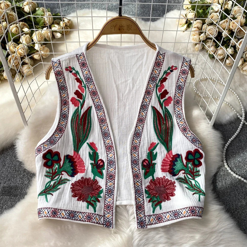 Crochet Top Embroidery Floral Tank Tops Knitted Women Vneck Folk Fashion Vest for Woman Vintage Spring Autumn Almighty Dropship 240523