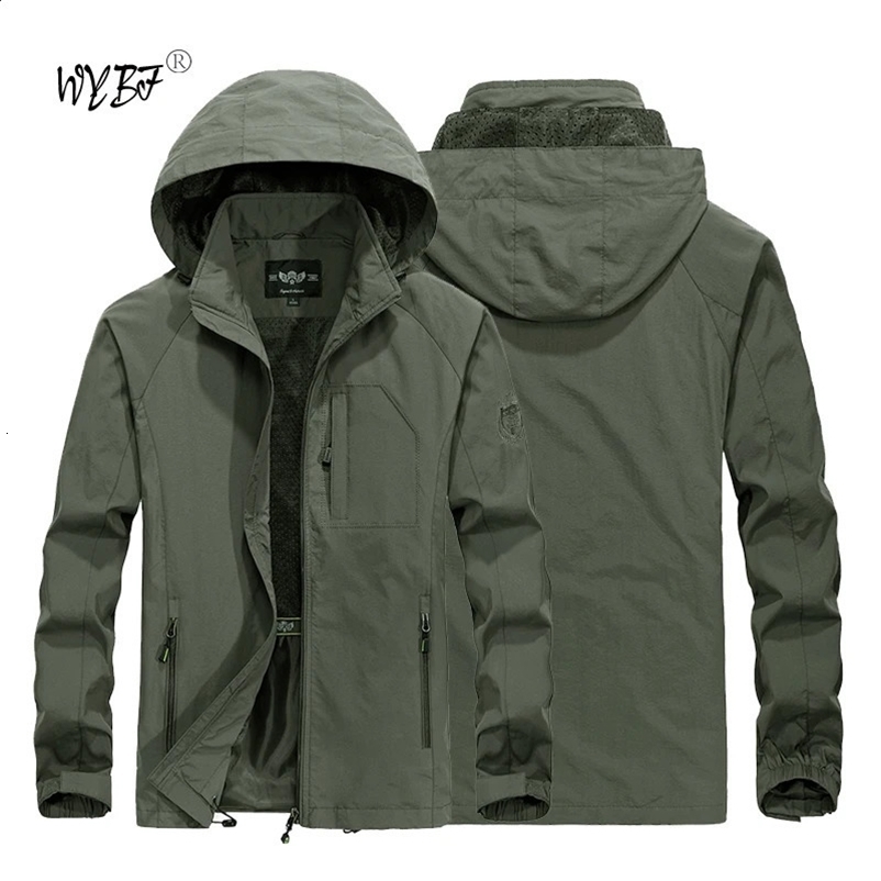 Fashionable mens casual windproof jacket hooded jacket mens waterproof outdoor soft shell winter jacket warm plus size 241007