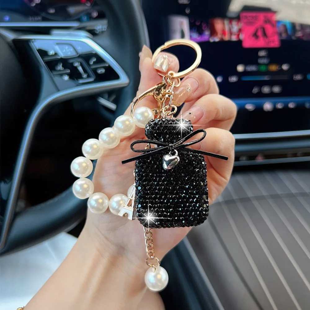 Fashion Bow Knot Keychains with Pearls & Rhinestones Cute Tassel Charm Keyrings for Personal Use - Z260130