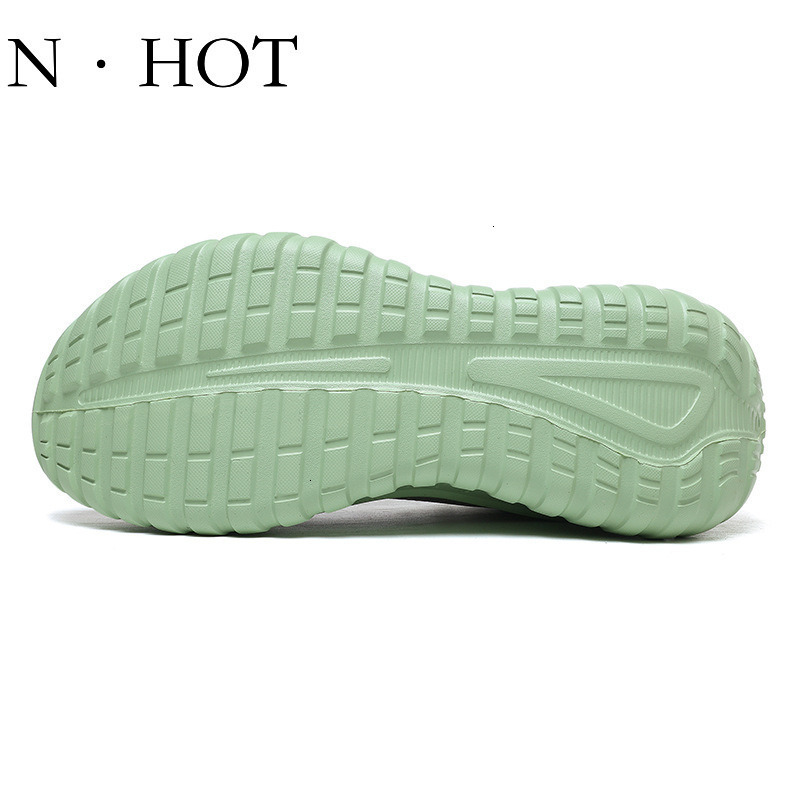 NHOT Designer Luxury Outdoor Marathon Running Shoes Couple's Blade Bottom Shock Absorbent Ultra Light Racing Shoes Men's Wear Resistant Casu