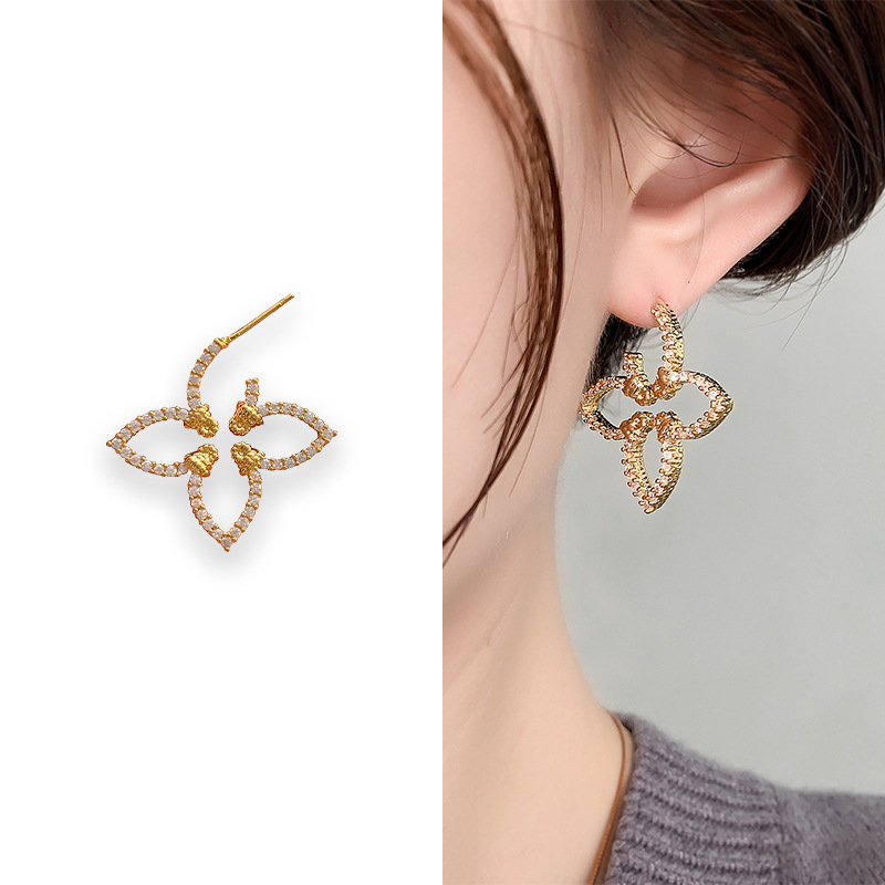 Light Elegant Sparkling Star Fashionable Versatile Copper Gold-Plated Zircon Earrings for Women - view 7