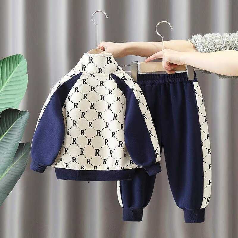 Luxury Children's Boys Sportswear Casual Outfit - Stylish Two-Piece Ensemble for Kids