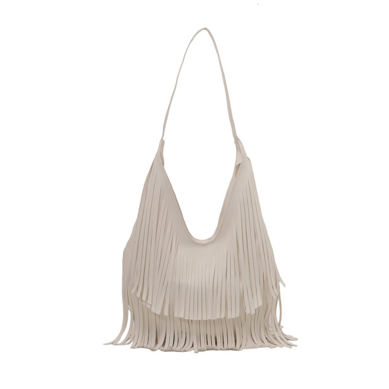 Small Tassels Shoulder Bags Women Korean Fashion Punk Style Underarm Bags Trendy Retro Pu Leather Handbag Female 240924