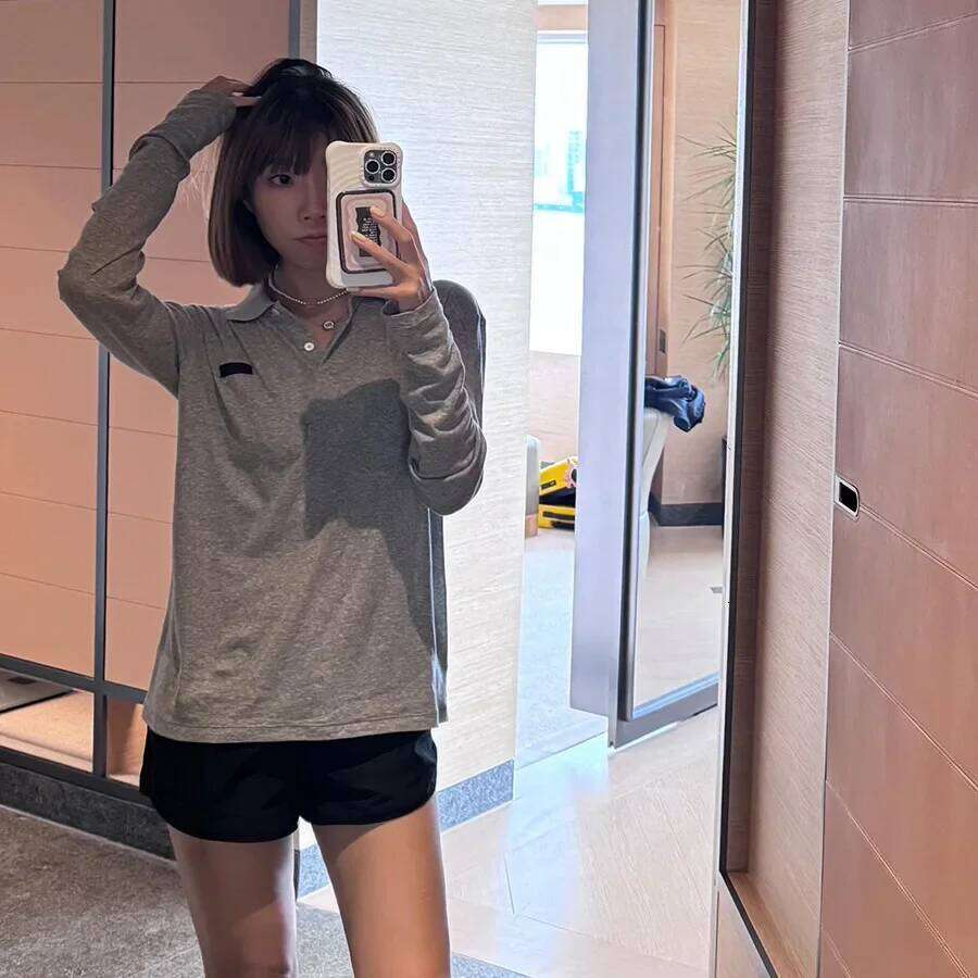 Fashionable Casual Miu Style Polo Neck T-Shirt Autumn Winter Simple Design Youthful Embroidery Versatile Top For Women