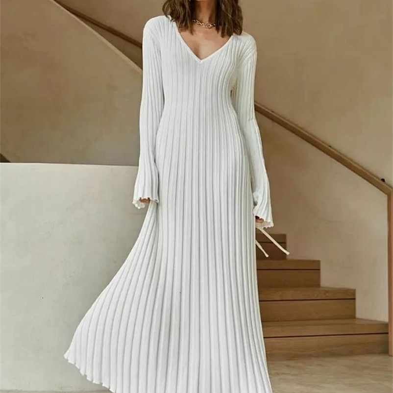 Casual Dresses Women Knitted Long Dress Autumn Winter Elegant Pleated A-line Midi Dresses Female V-neck Casual Ladies Ribbed Maxi Robe 230316