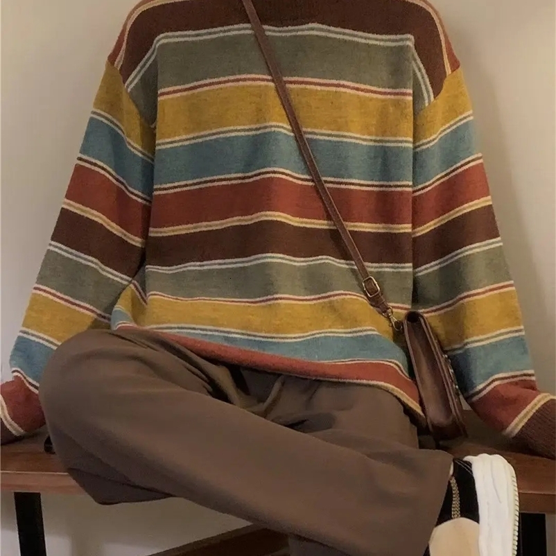American Retro Couple Rainbow Stripe Round Neck Knitted Sweater for Men and Women in Autumn and Winter Loose Casual Top y2k 240105