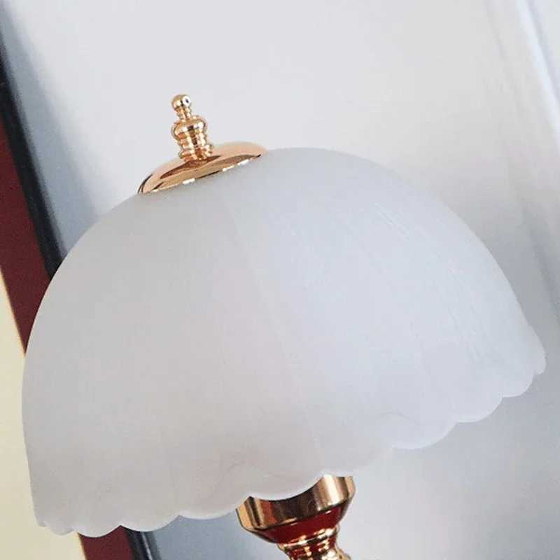 Classic Flower Bud Table Lamp Modern Art Table Lamp Bedroom Bedside Lamp Decorative Table Lamp Flower Bud Desk Lamps Night Light C251115