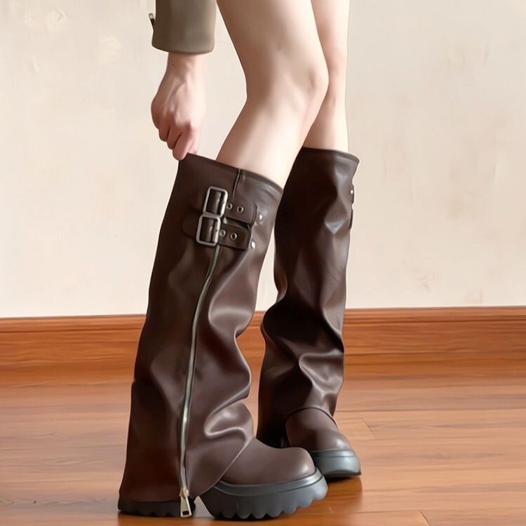 Soft design Leather Thick Soled Long Boots For Women Slim Fit And Height Increasing Boots With Cuffs Luxury Shoes New Knee High Boots Autumn Designer 