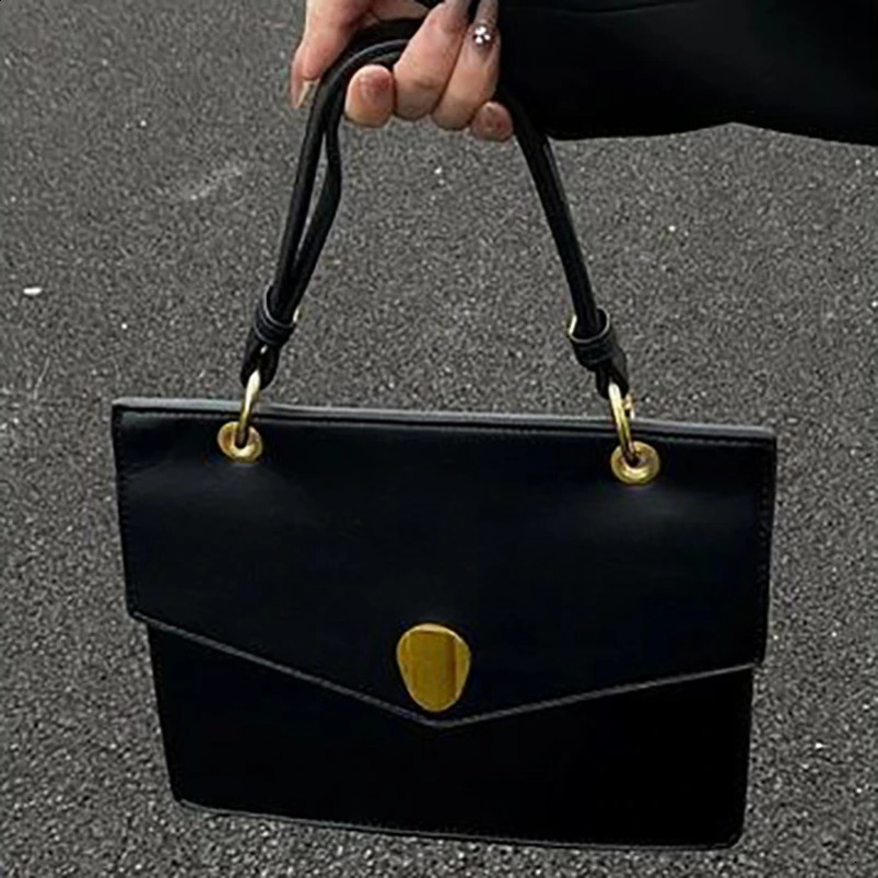 Fashionable business style womens retro briefcase shoulder bag OL metal buckle minimum envelope handbag 240906