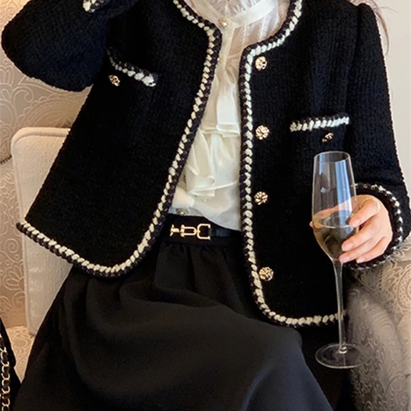 Zoki Sweet Vintage Tweed Jacket Women Elegant French Cropped Coat Casual Long Sleeve Simple All Match Retro Female Outwear Tops 240704