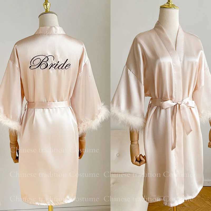 White Bride Wedding Robe with Feathers Women Satin Peignoir Sexy Bridesmids Kimono Gowns Short Bathrobe Bridal Intimate Lingerie Z250924