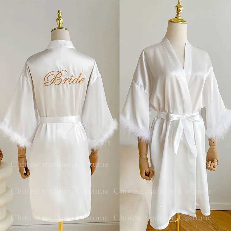 White Bride Wedding Robe with Feathers Women Satin Peignoir Sexy Bridesmids Kimono Gowns Short Bathrobe Bridal Intimate Lingerie Z250924