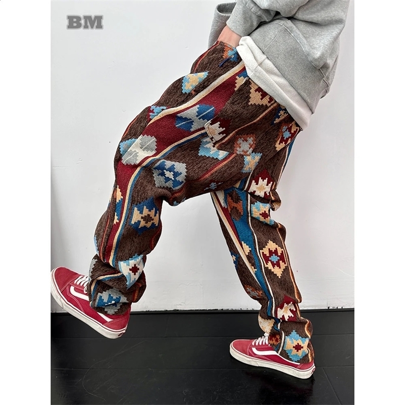American Streetwear Geometric Pattern Casual Pants Men Clothing Ethnic Style Jacquard Cargo Trousers Harajuku High Quality Pants 240814