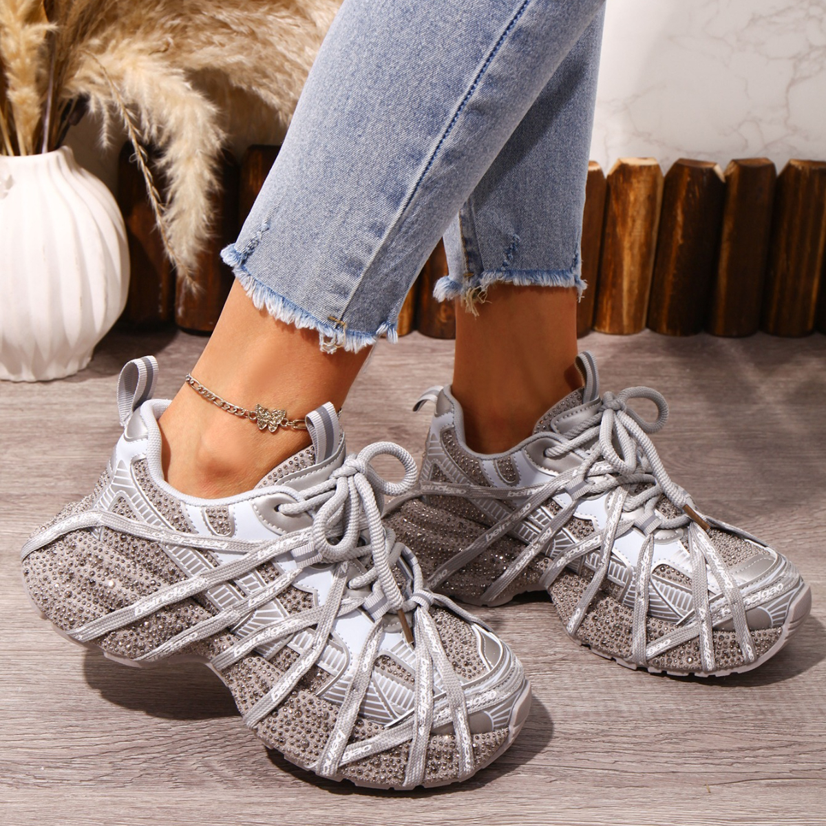 Women's Designer Shoes Luxury Platform Sneakers Top Quality Sneakers Women Skating Shoes Crystal Fashion Shiny Women's Casual Shoes Lace up 