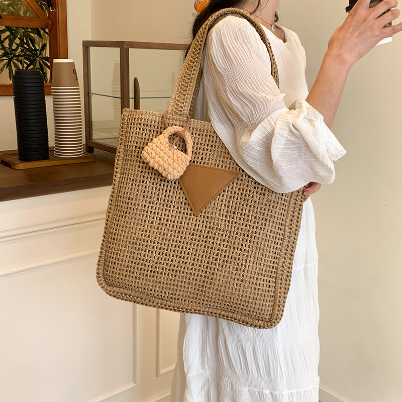 Ins Trend Casual Luxury Bag Designer Bag Woven Bag 2025 New Model Beach Vacation Large Capacity Straw Bag Fashion Shoulder Bag