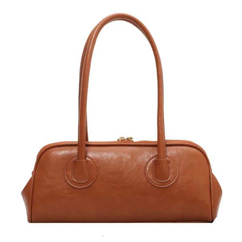 Vintage Arched Leather Handbag Chestnut Brown Top Handle Bag with GoldTone Zipper Elegant Handbag with Stitching Detail W250924