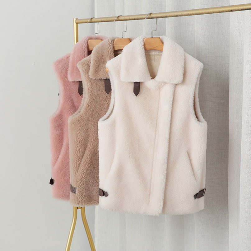 Womens Fur Faux Fur Women Autumn Winter Fashion Faux Fur Vest Female Elegant Casual Warm Outwear Ladies Coat Sleeveless Waistcoat Gilet C267 220927