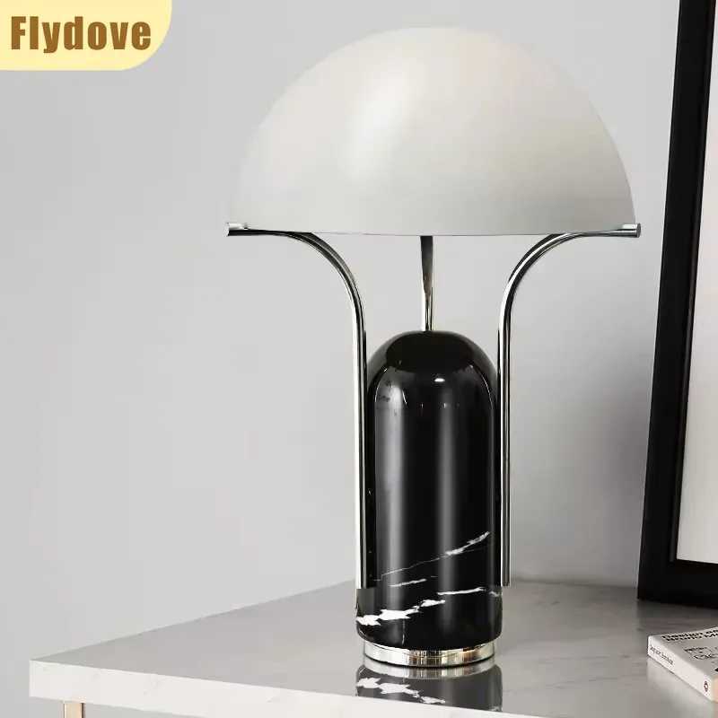 Nordic postmodern art glass ball LED desk lamp designer creative bedroom sofa coffee table bedside decorative lighting fixtures C251115