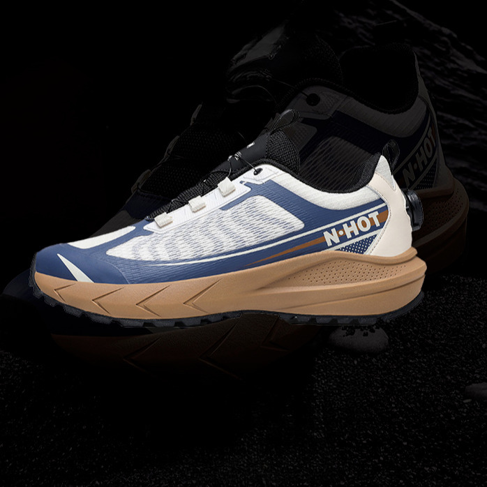 NHOT Designer Luxury Light Riding Hiking Shoes Shock-absorbing Anti Slip Stable Mountain Climbing Outdoor Off-road Sports Running Shoes Fashion Breath