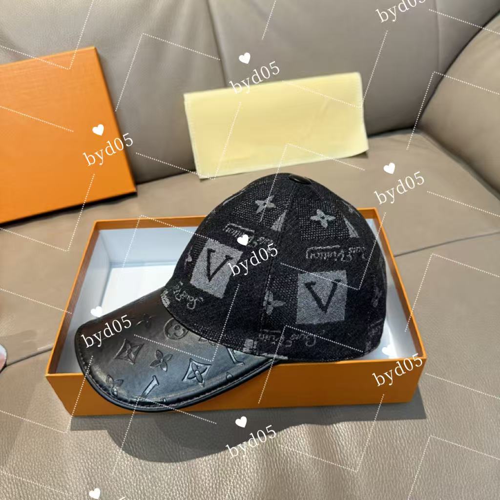 Mens Woman Designer Leather Baseball Cap Luxury Casquette Fashion Adjustable Chessboard Hats Bucket Hats Classic Beanie Caps High Quality Sunscreen Hat