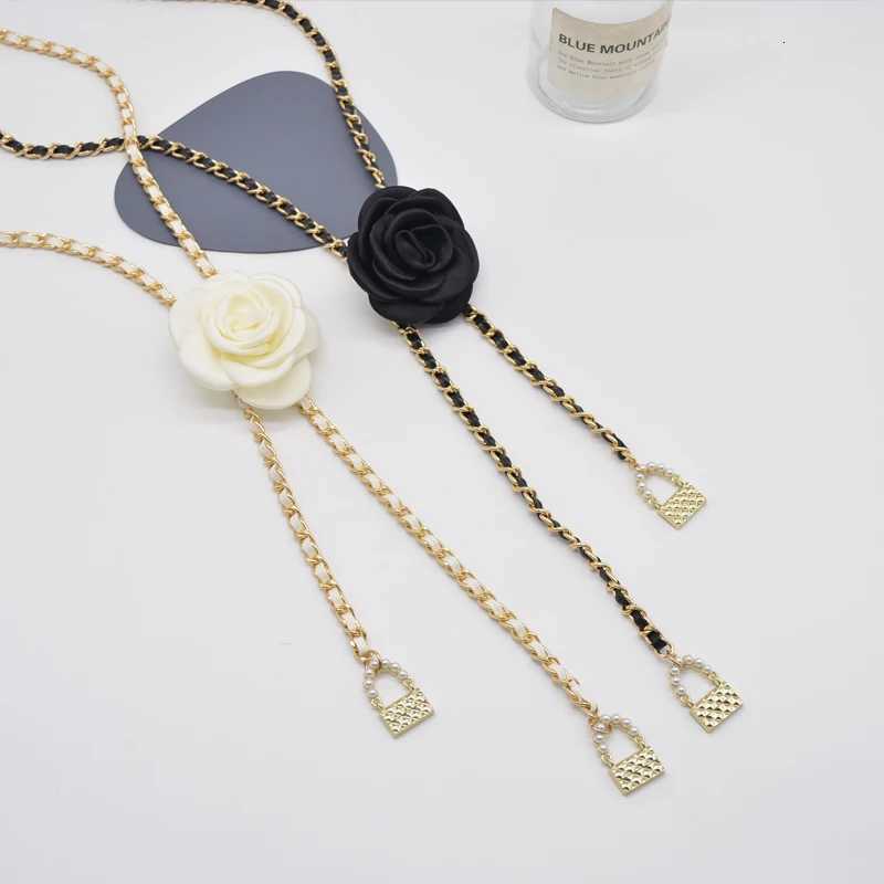 Fashion Gold Tea Flower Waist Chain Accory Womens Metal Belt Creative Denim Chain Trendy Alloy Bule Casual Sle Youth Belt D250924