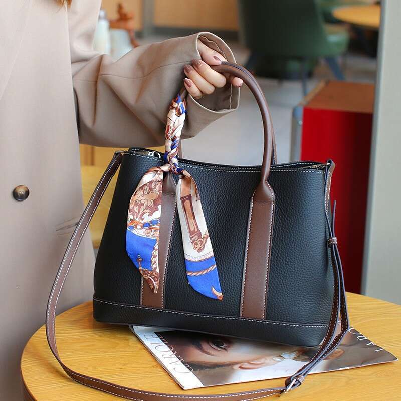 Designer Bag Tote Bag Shoulder Bag New Trendy Autumn Winter Genuine Leather Handbag Single Shoulder High End Versatile Fashion Tote Crossbody Women S 