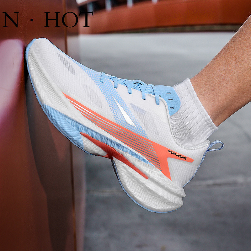 NHOT Designer Luxury Couple Trend Casual Sports Shoes Youth Fashion Popcorn Soft Sole Lightweight Running Shoes Breathable Anti Slip Outdoor Shoes Hik