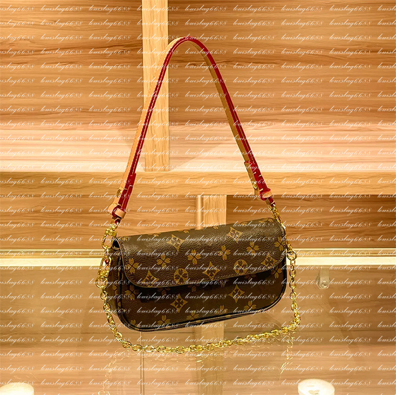 10A Bumbag Cross Body Waist Bags Temperament Bumbags Fanny Pack Bum embossing flowers Famous soft leather Luxurys designers bags Serial Number Date Code DustBag L8