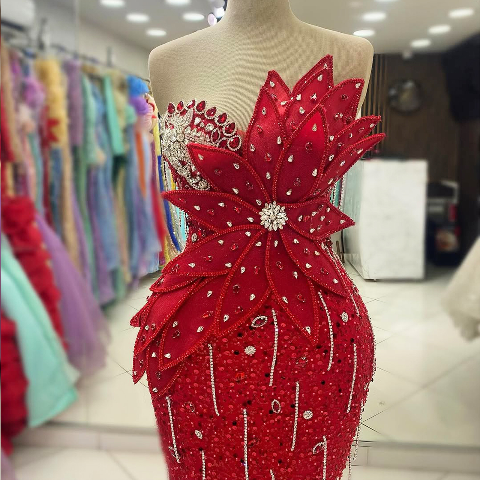 Plus Size Red Prom Dresses for Special Ocns Promdress Illusion Mermaid Sequined Lace Beading Tassel Hand Made Flowers Beaded Birthday Dress BC19183