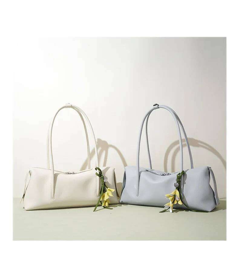 Designer Bags Luxurious Fine Living Ginger Flower Charm Design Women Tote Long-Handle Hit Color Cowhide Leather Female Handbag Undertint Luxury Bag