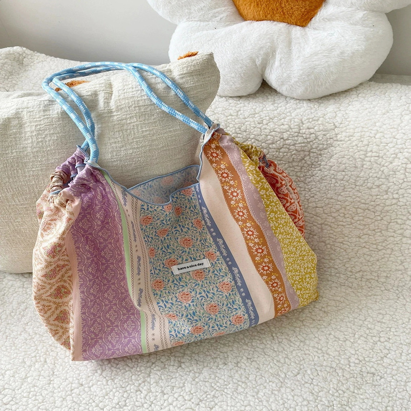 French niche canvas bag for women Summer product floral single shoulder crossbody Minimalist tote 240729