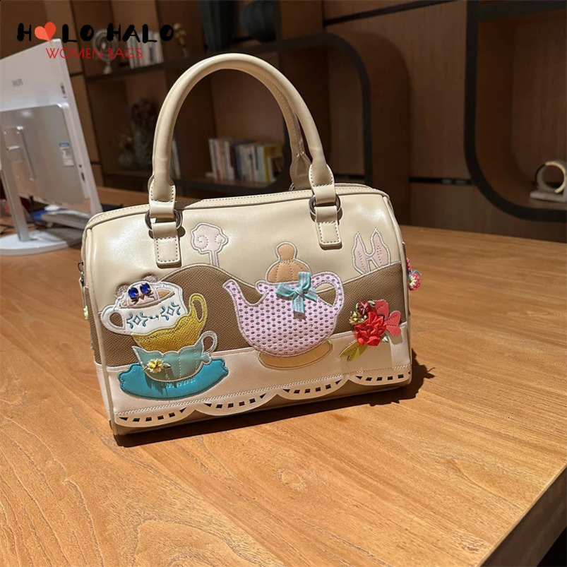 Embroidered cartoon style womens wallet and handbag y Boston bag cross body shoulder ner 240820