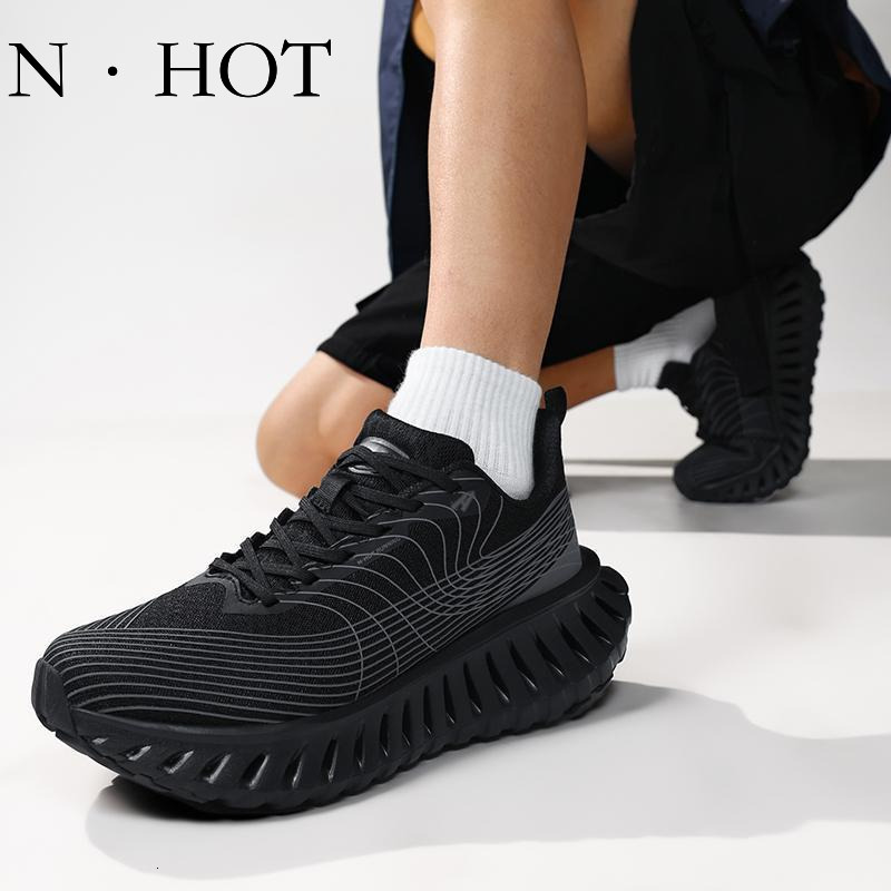 NHOT Designer Luxury Fashion Running Men's Shoes Carbon Board Casual Couple Breathable Sports Shoes Shock-absorbing Basketball Shoes Height Incre