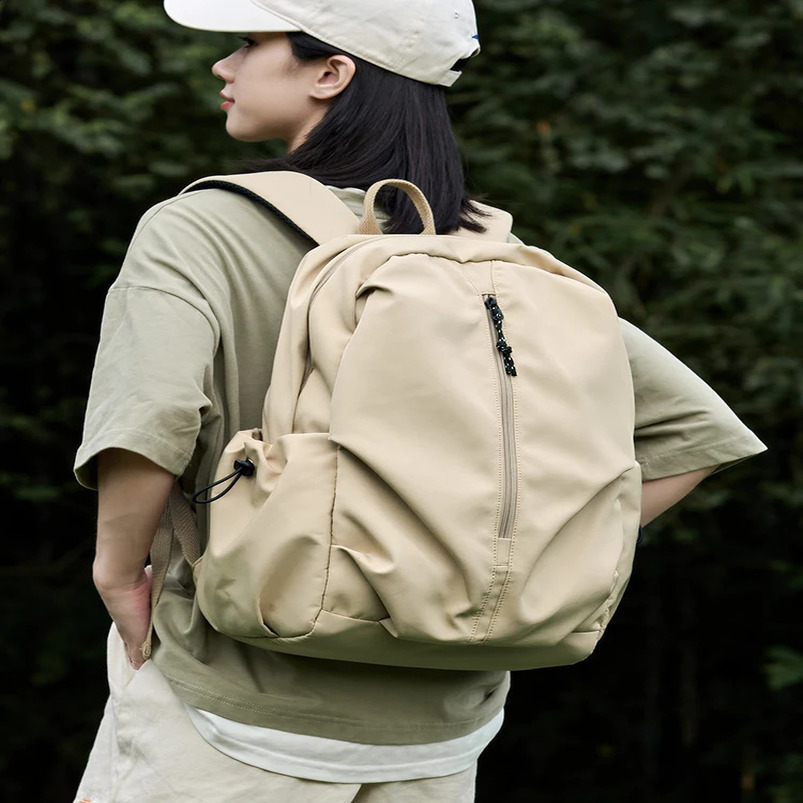 Nylon womens backpack 28L large capacity fashionable laptop suitable for 156 inches waterproof university travel work 240903