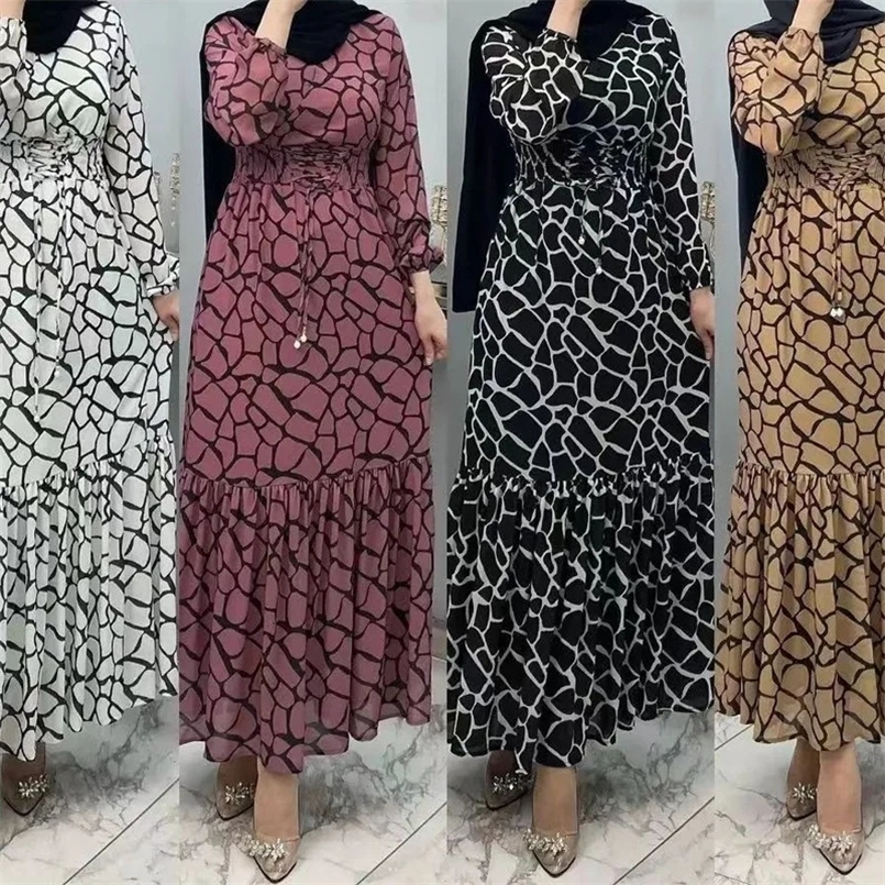 Elegant Muslim dress printed for Eid al Fitr suitable for female Arab women in Ramadan Jalabiya Marocain dress Islamic evening dress 241111